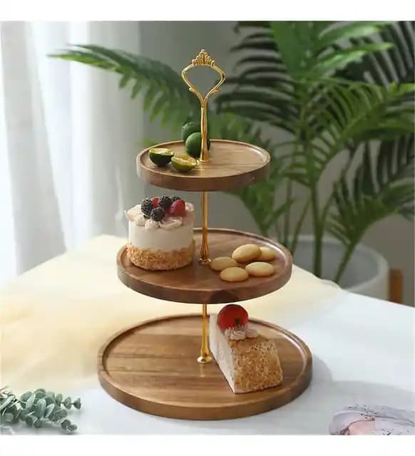 Katlı Pasta Standı Seçimi ve Dekorasyonda Şıklık ile Fonksiyonellik İpuçları