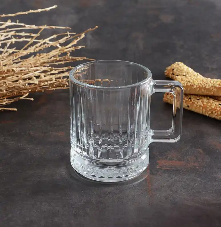 Kulplu Bardaklar: Estetik ve Fonksiyonellik Sunan Modern ve Geleneksel Seçenekler