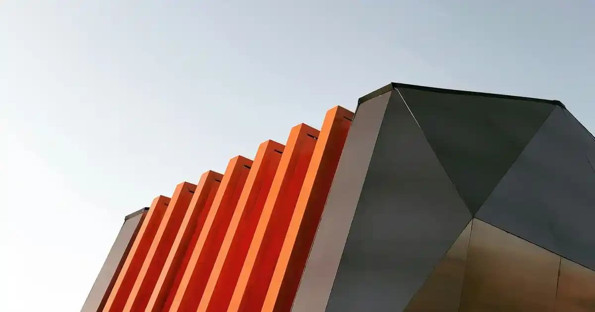 Kütahya Porselen Moderna 16 Parça Krem Yemek Takımı Modern ve Dayanıklı Tasarım