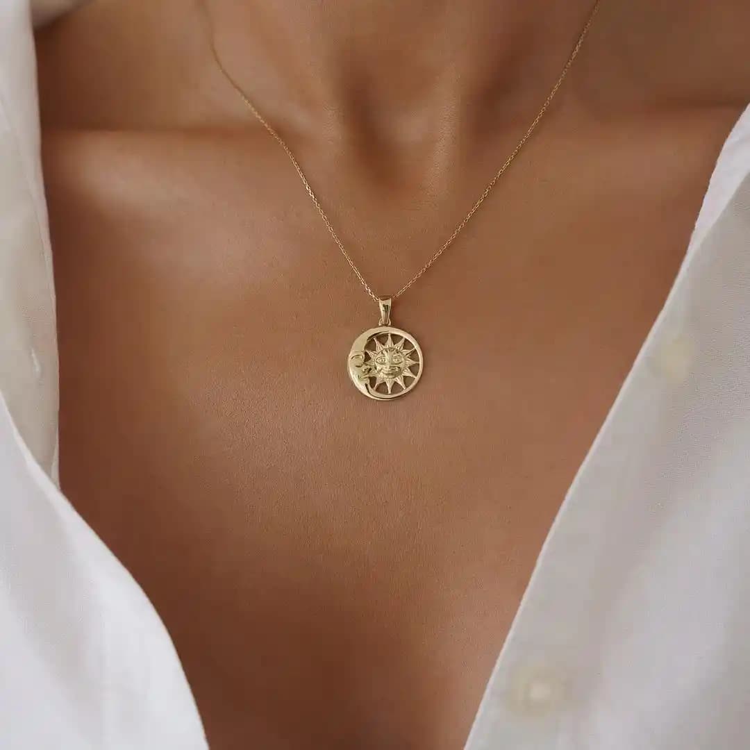 Mathilda Kolyesi Dekorasyon ve Mobilya Dünyasında Zarafetin Simgesi