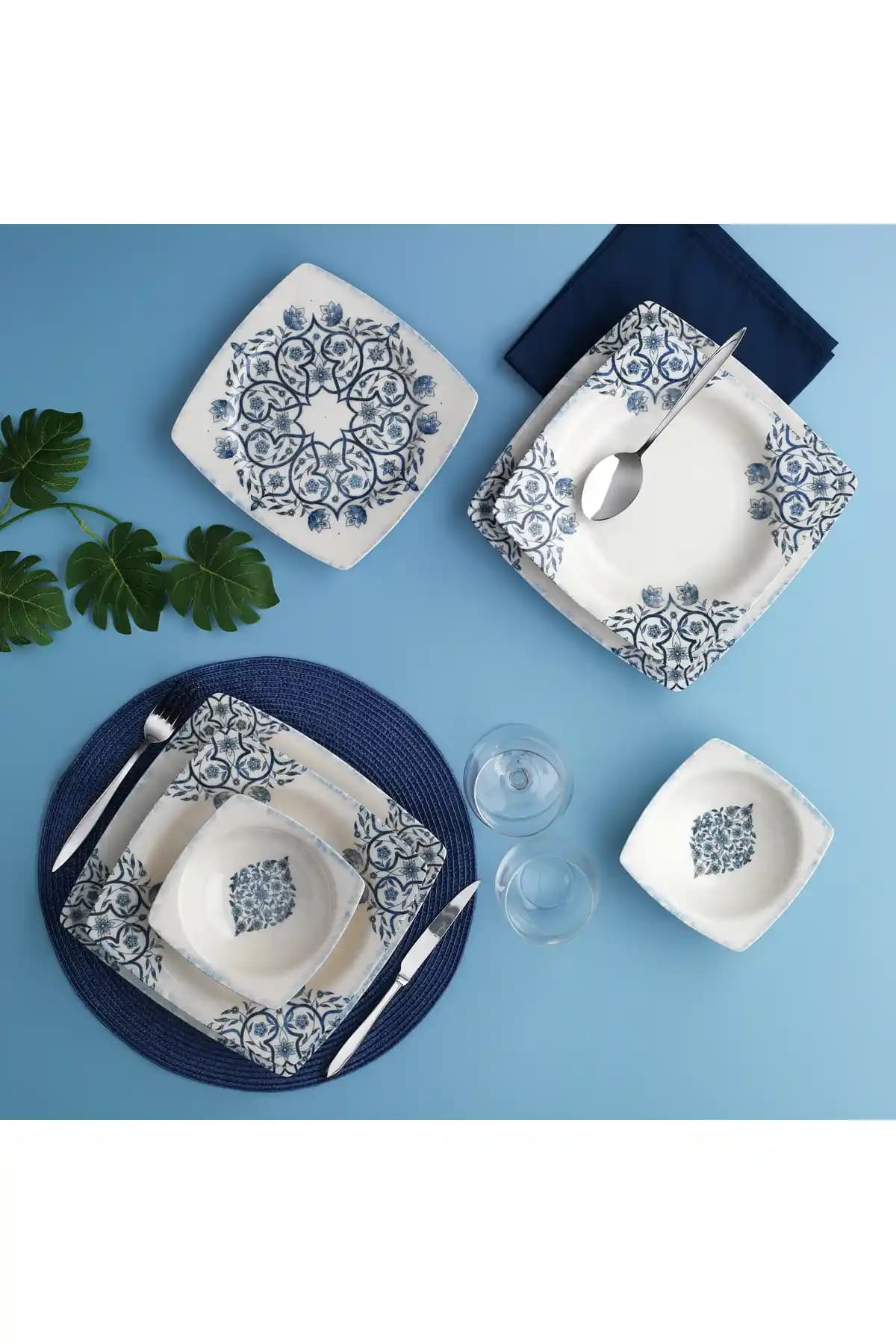 Mavi Renk Yemek Takımı Seçenekleri ve Dekorasyon İpuçları