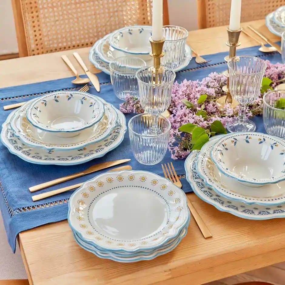 Mavi Yemek Takımı Modelleri ve Dekorasyon İpuçlarıyla Evinize Şıklık Katın