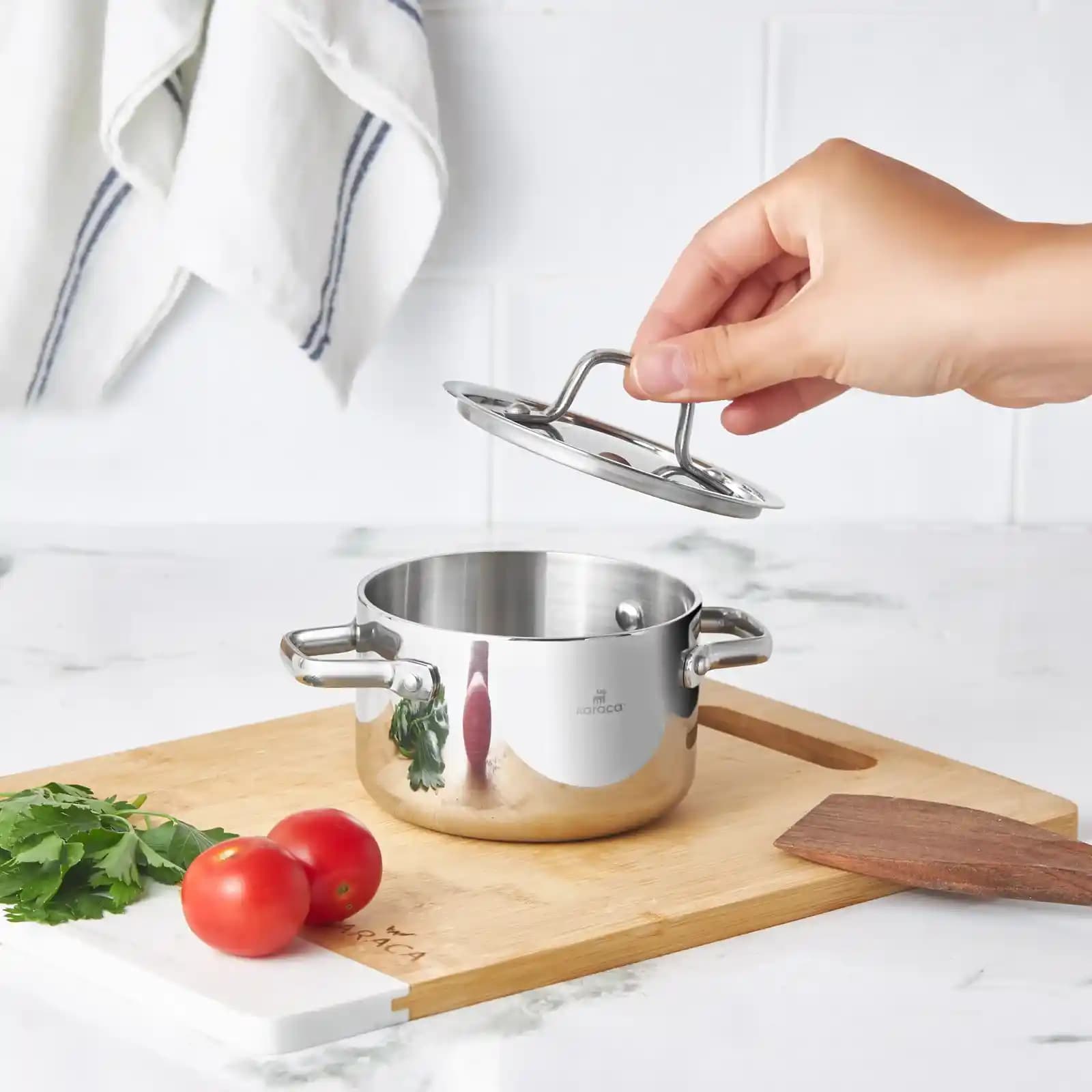 Minik Tencere Kullanımıyla Dekorasyon ve Fonksiyonellikte Modern Çözümler