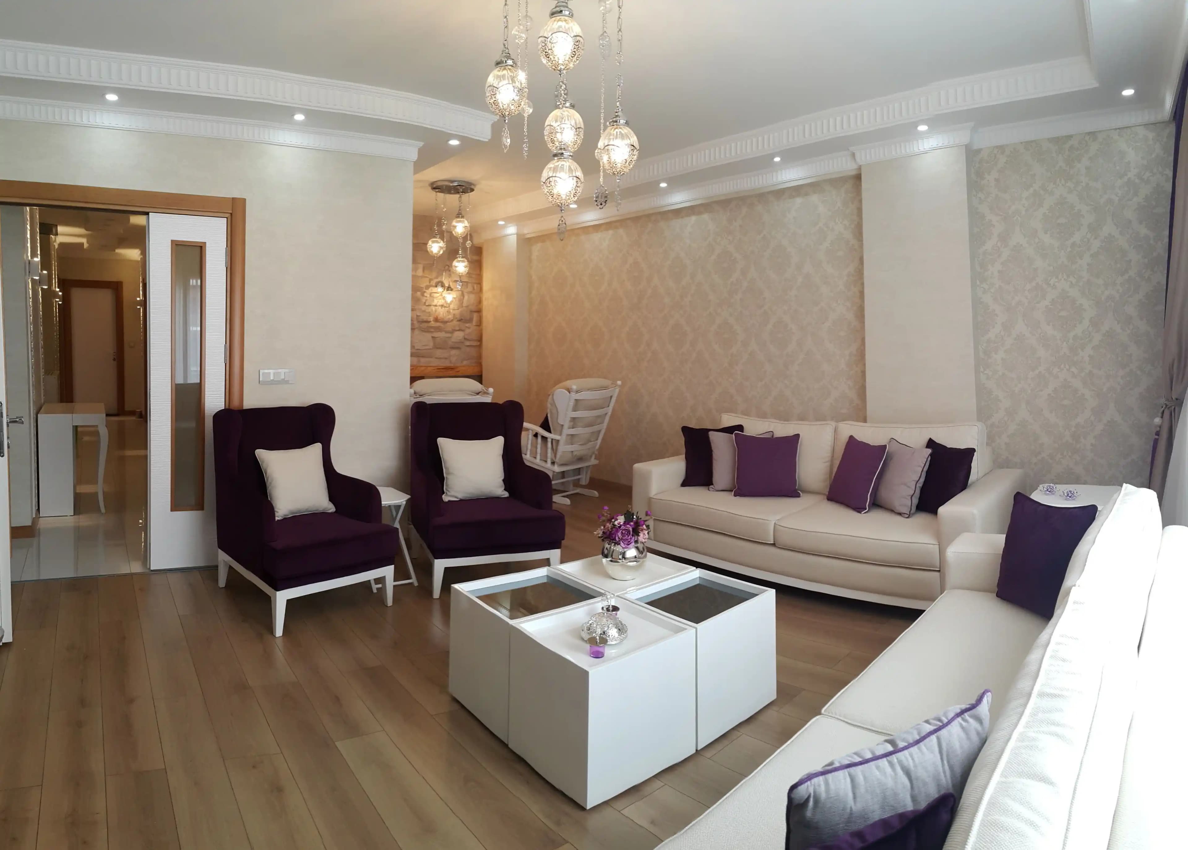 Modern ve Şık Salon Modelleriyle Evinize Yenilik Katın