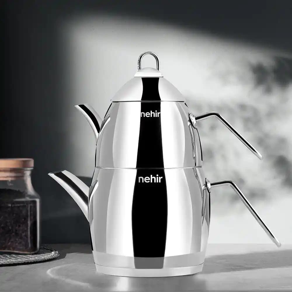 Nehir Büyük Boy Çaydanlıklar: Modern Tasarım ve Fonksiyonellik Bir Arada