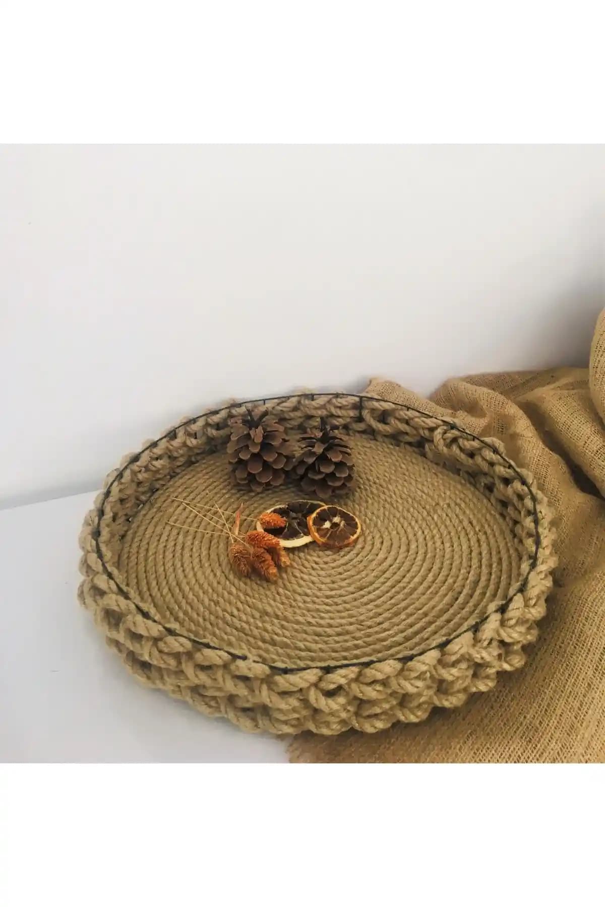 Örgü Tepsi ile Dekorasyon ve Mobilya Tasarımında Yenilikçi Yaklaşımlar