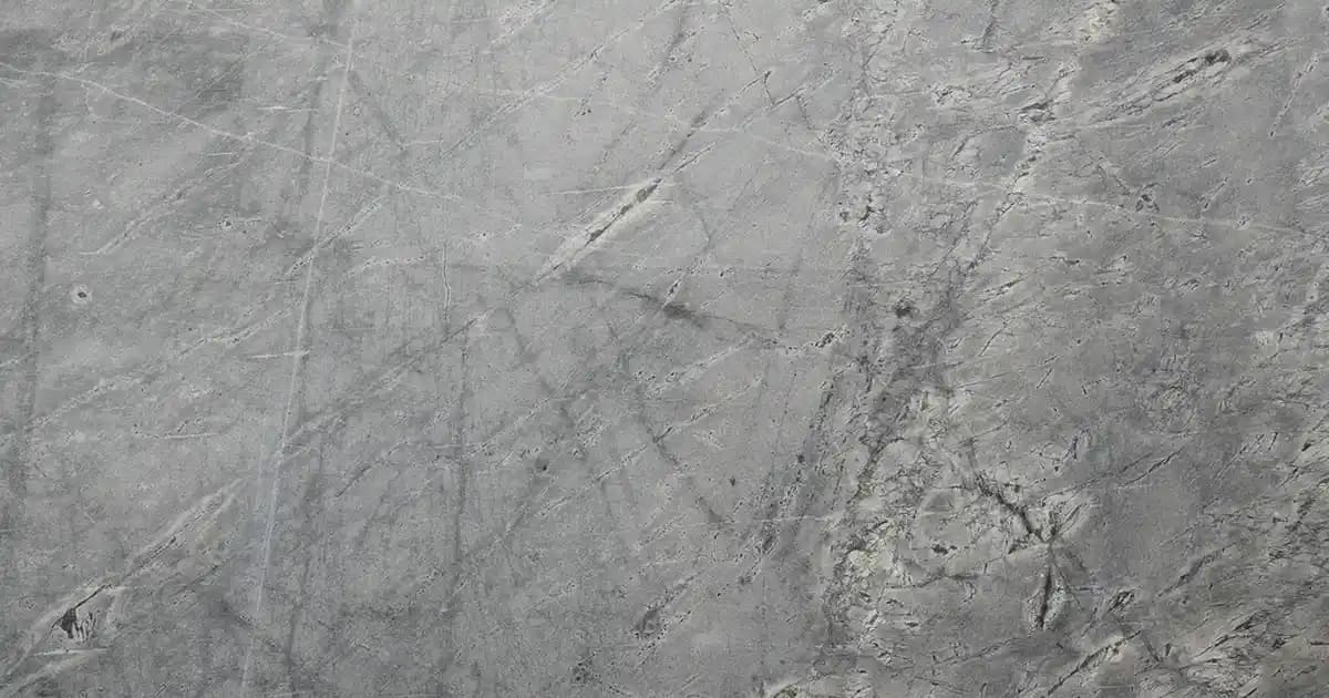 Osmanlı İmparatorluğu'nun Güç ve Zerafet Sembolü Paşa Kılıcı Özellikleri ve Dekoratif Kullanımı