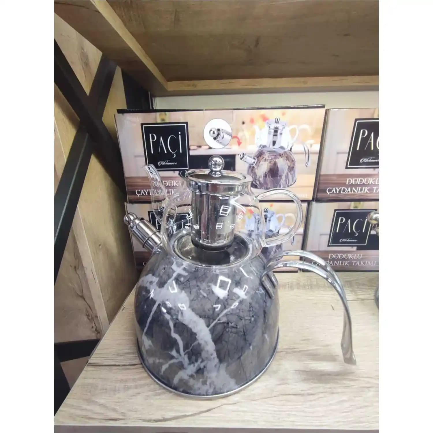 Paçi Düdüklü Çaydanlık: Geleneksel Tasarım ve Fonksiyonellik Bir Arada