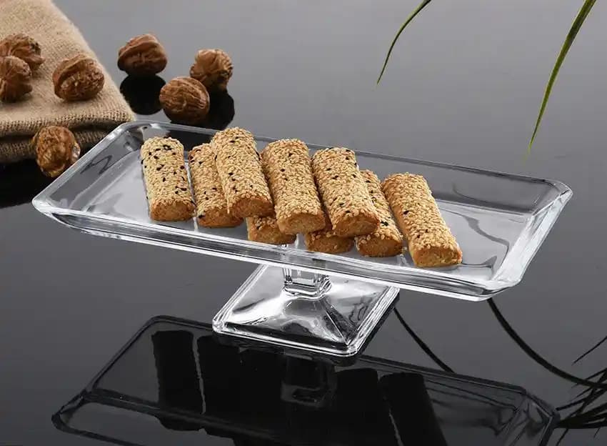 Paşabahçe Sunum Tabağı: Dekorasyon ve Mobilyada Zarif Dokunuşlar İçin Uygun Seçenekler