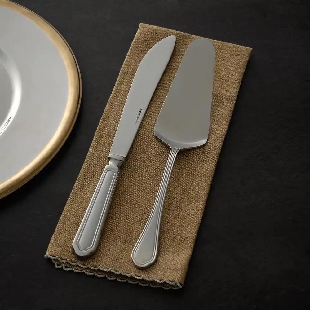 Pasta Servis Bıçağı Seçimi ve Dekorasyon Uyumuyla Şık Sofralar Yaratma Rehberi