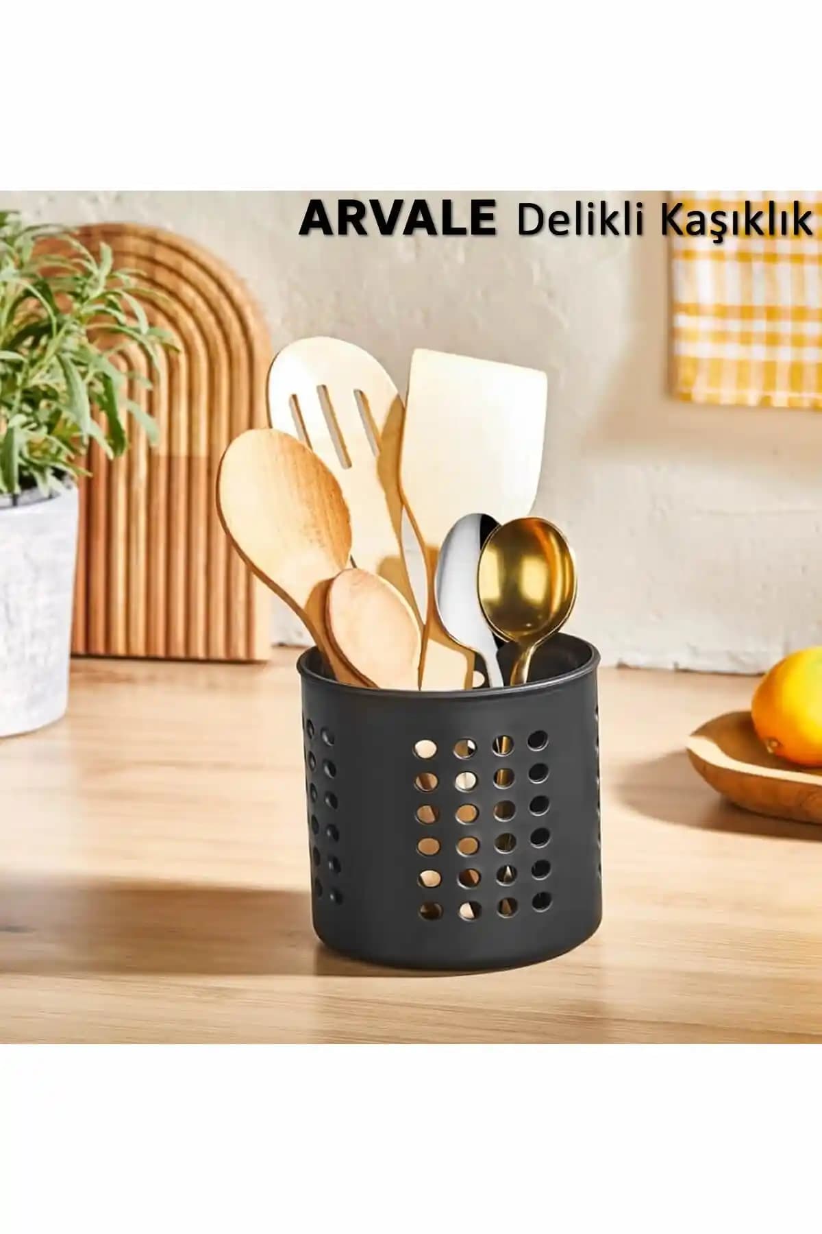 Plastik Kaşıklıklar: Mutfak ve Dekorasyonda Kullanışlı Çözümler ve Modeller