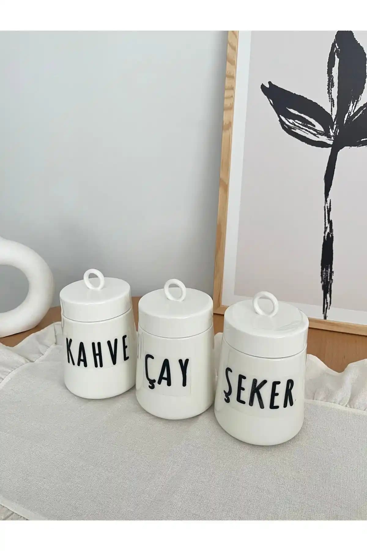 Porselen Çay, Kahve ve Şeker Setleri ile Ev Dekorasyonunda Zarif Detaylar