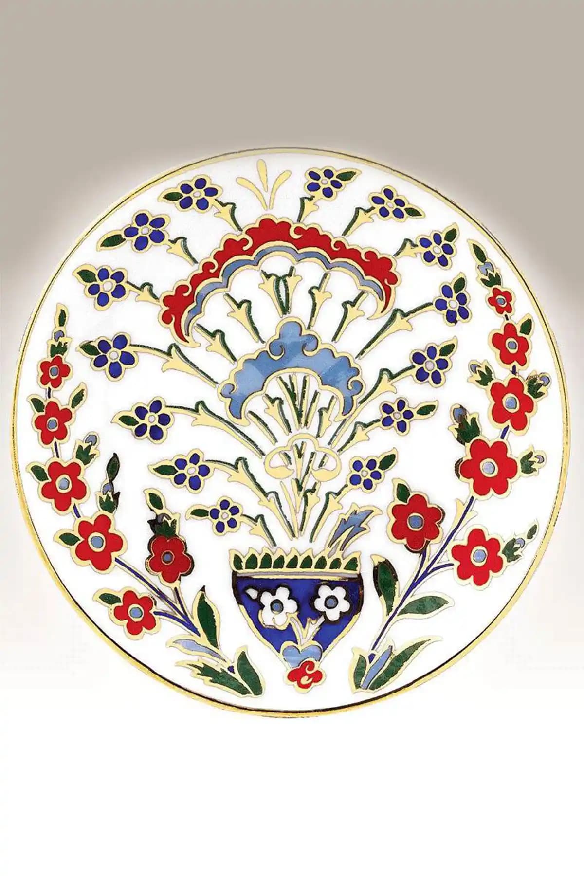 Porselen Duvar Tabağı ile Dekorasyonda Estetik ve Dayanıklılık Artışı