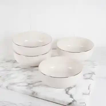 Porselen Kase Modelleri: Estetik ve Fonksiyonellik Arasındaki Denge