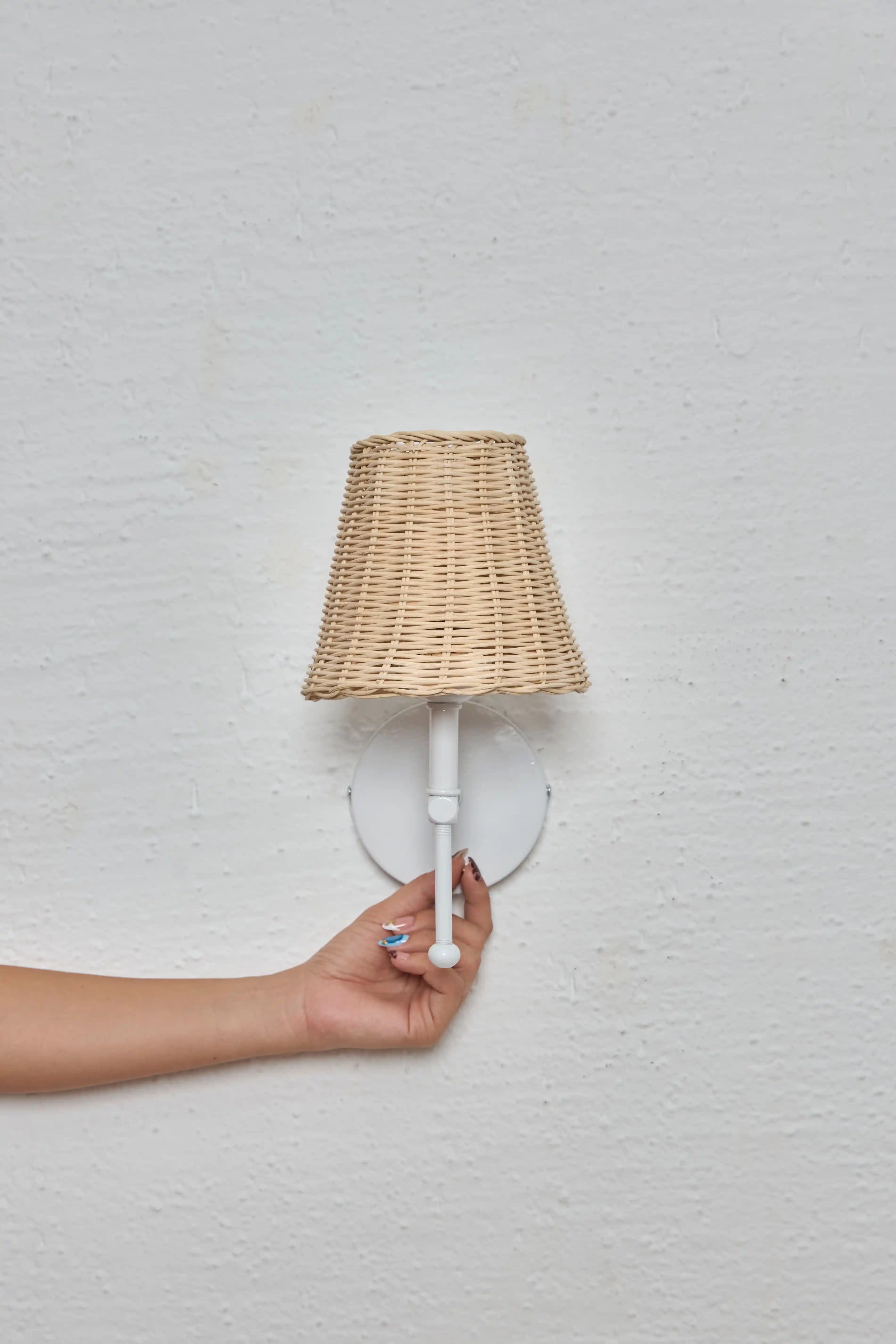 Rattan Aplikler: Doğal ve Şık Mekanlar İçin Modern Dekorasyon Unsuru