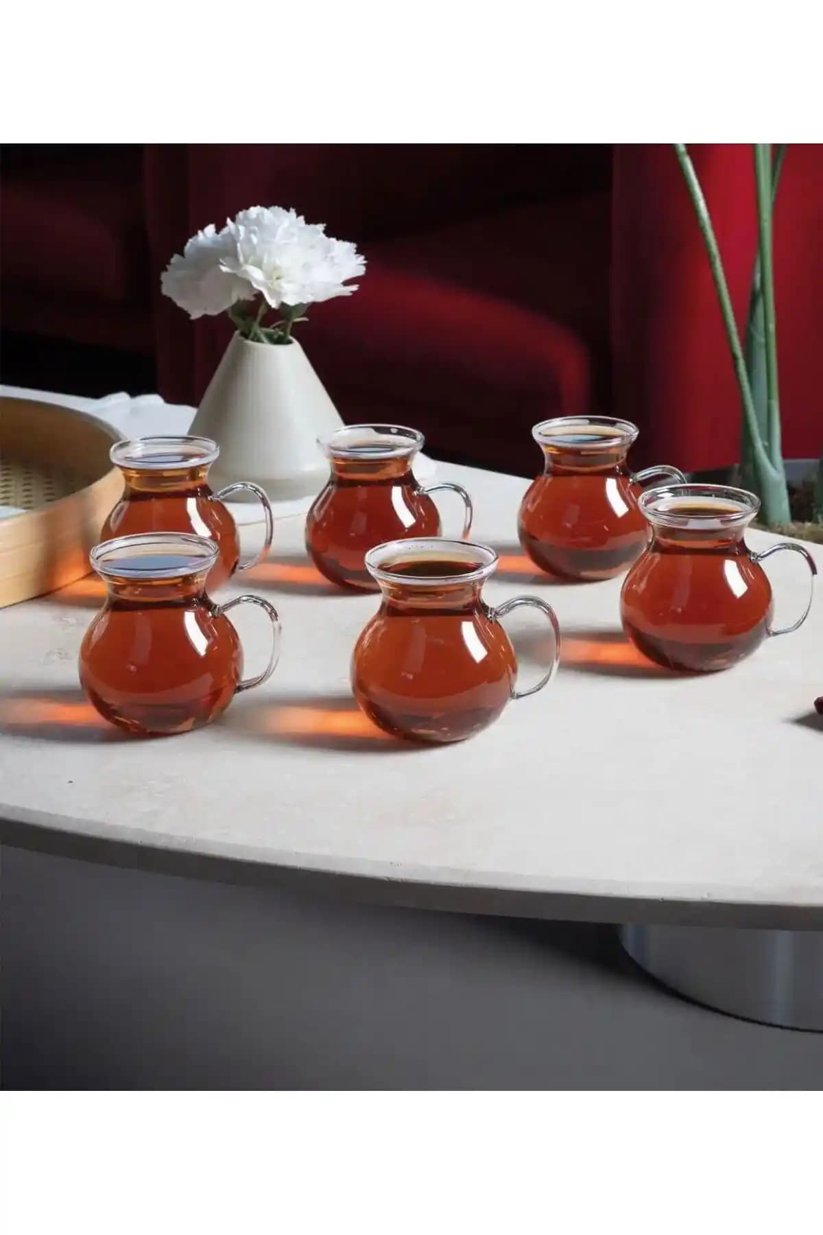 Refika Çay Bardağı ile Dekorasyonda Zarif ve Çok Amaçlı Detaylar