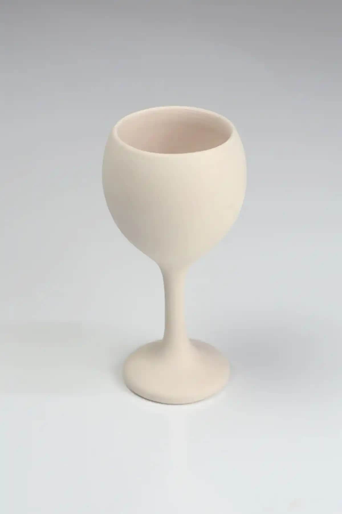 Seramik Kadeh Dekorasyonda Estetik ve Fonksiyonelliğin Birleşimi