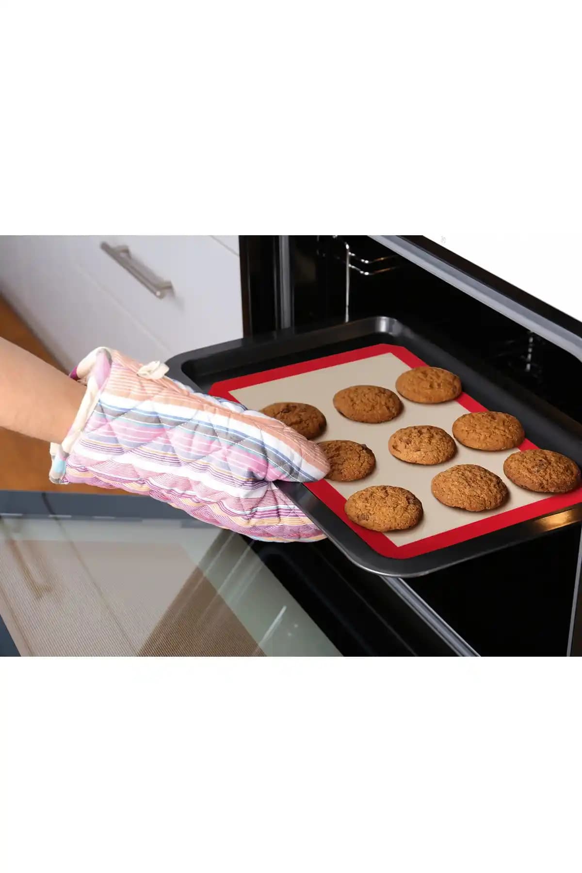 Silikon Amerikan Servisler: Dayanıklı, Hijyenik ve Estetik Masa Dekorasyon Çözümleri