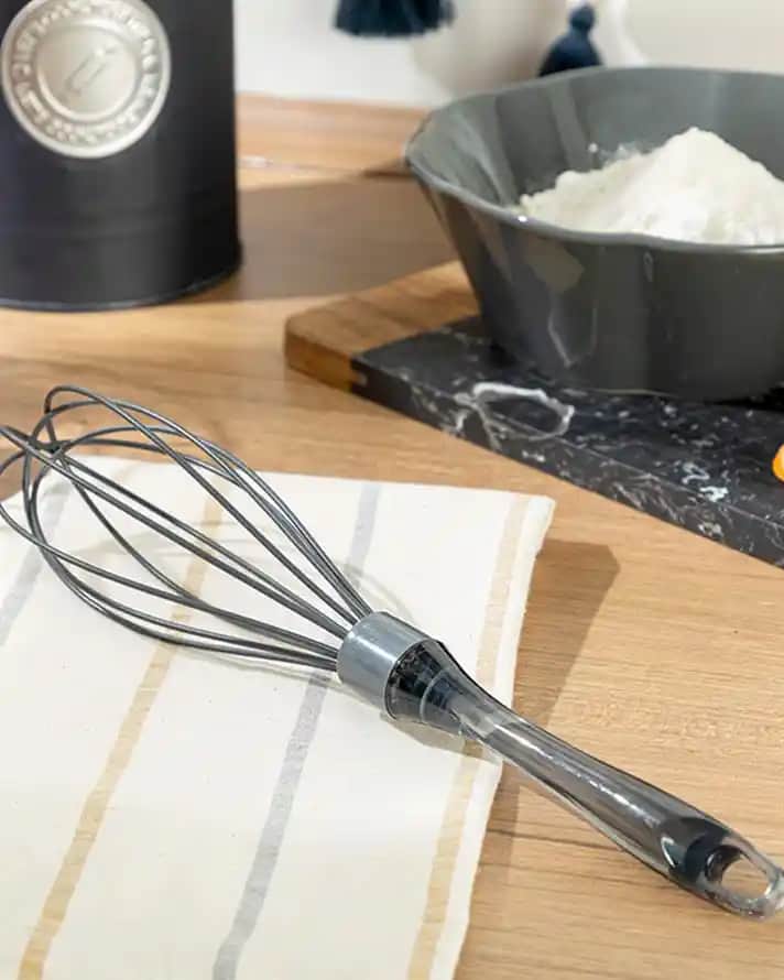 Silikon Çırpıcı Nedir ve Dekorasyon ile Mutfakta Çok Yönlü Kullanım Avantajları