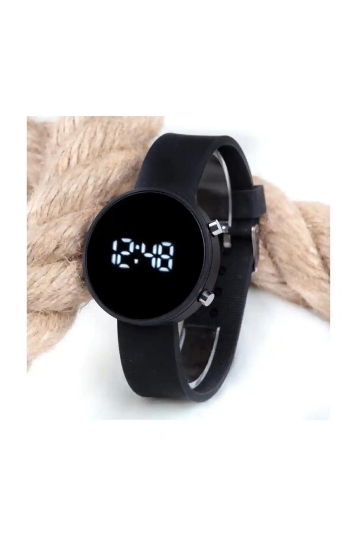 Siyah Mat Saatler: Modern ve Şık Dekorasyonun En Güzel Tamamlayıcısı