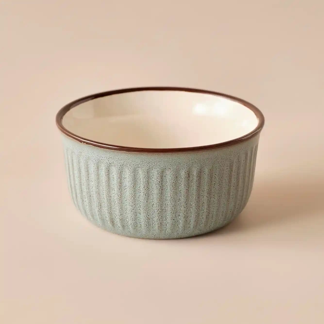 Stoneware Kase Nedir ve Dekorasyon ile Mobilyada Kullanım Avantajları