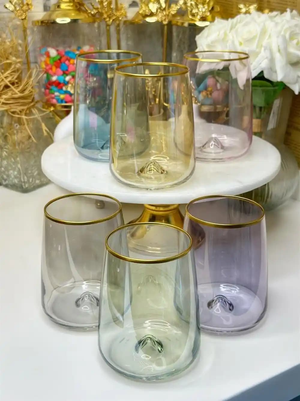 Su ve Meşrubat Bardağı Dekorasyon Trendleri ve Yaratıcı Fikirler