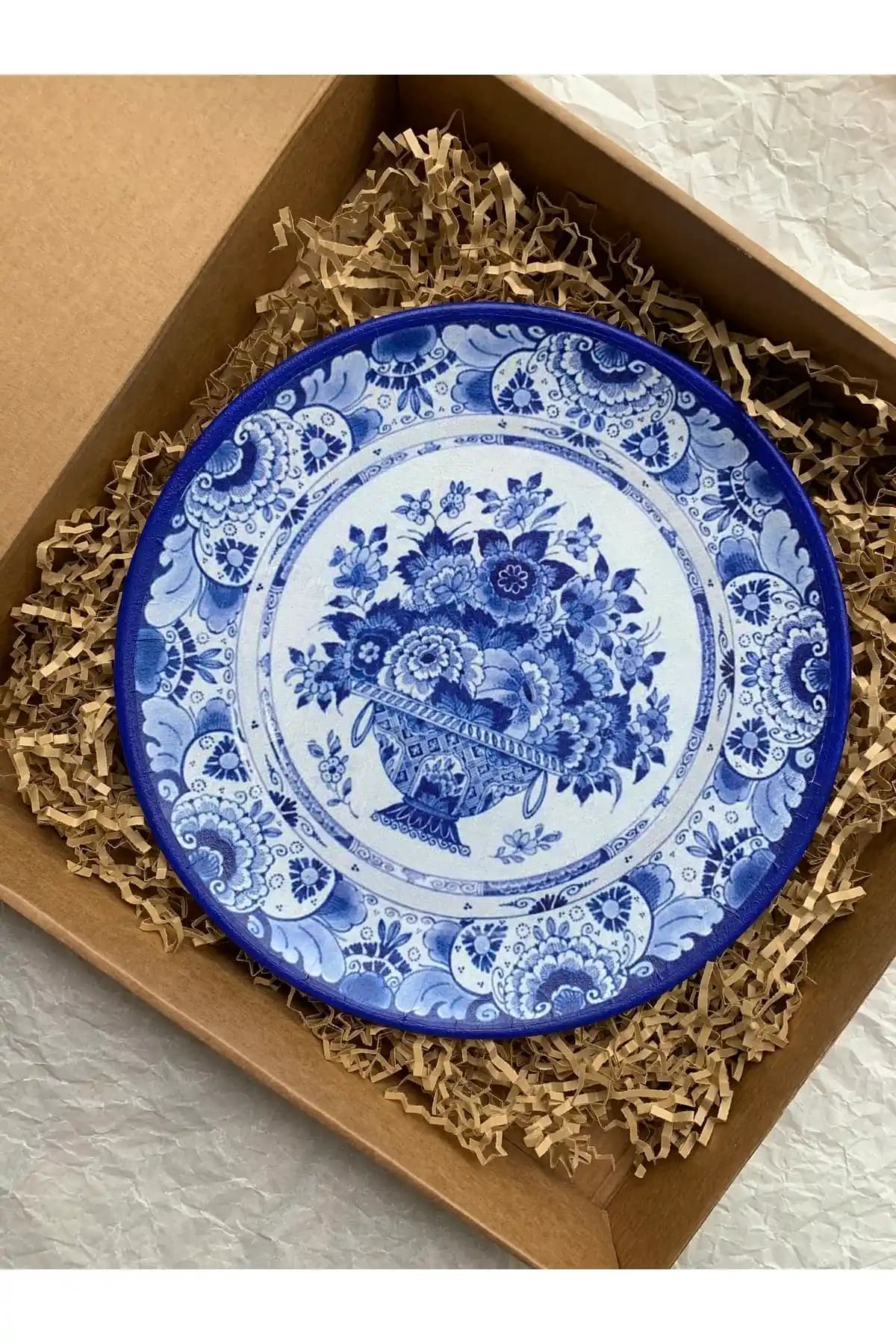 Tabak Duvar Süsleri ile Mekânlarınıza Sanat ve Şıklık Katma Rehberi