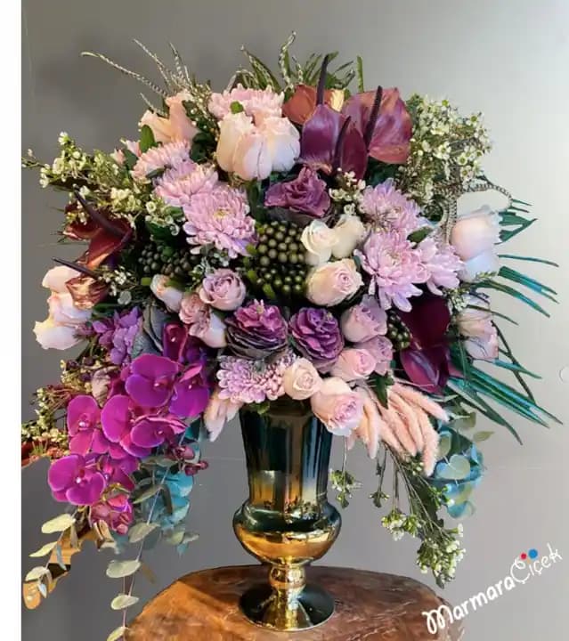 Tasarım Çiçeklerle Dekorasyonda Yenilikçi ve Kişiye Özel Çözümler Sunan Trendler