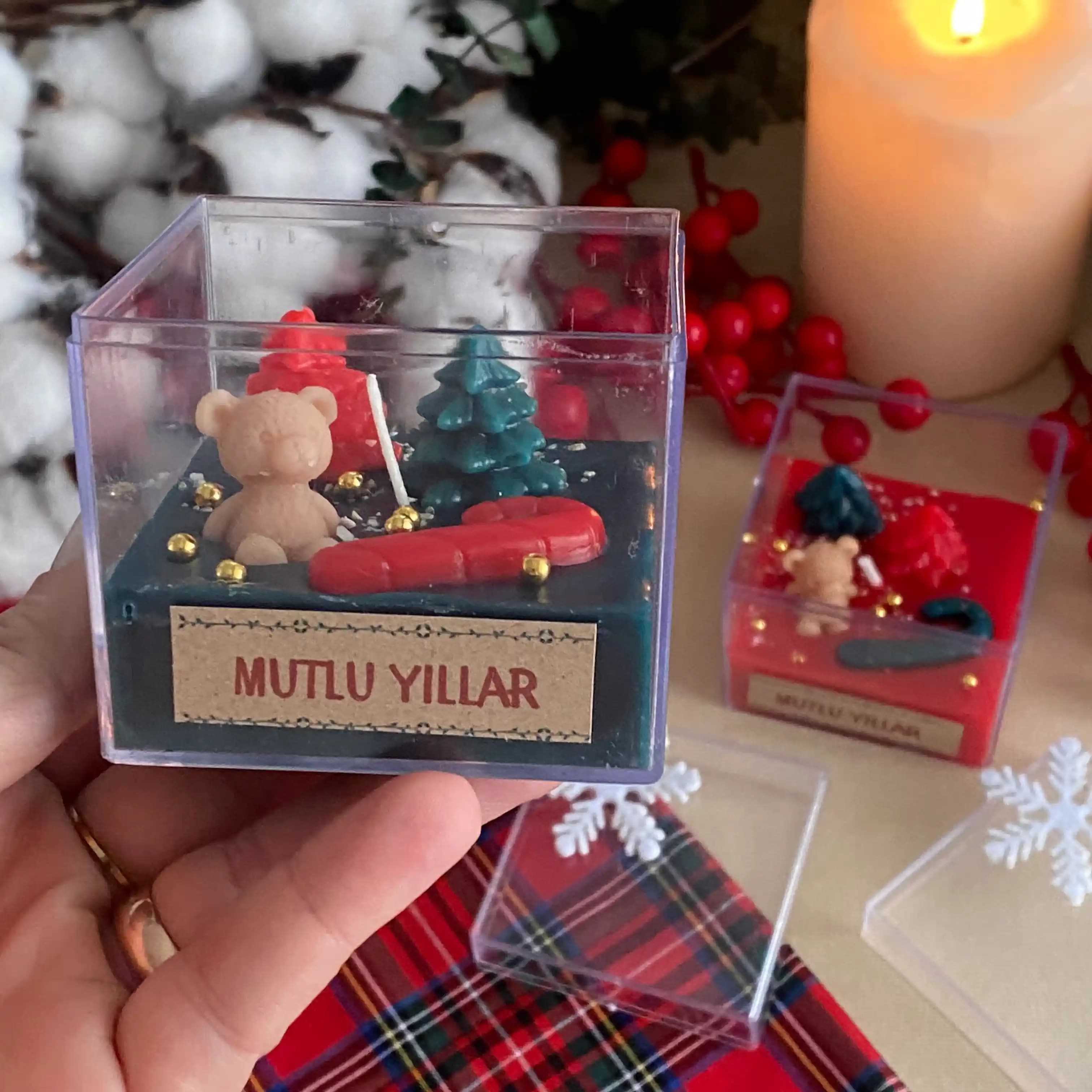 Tasarım Mumlar: Dekorasyonda Şıklık ve Atmosfer Yaratmanın Modern Yolu