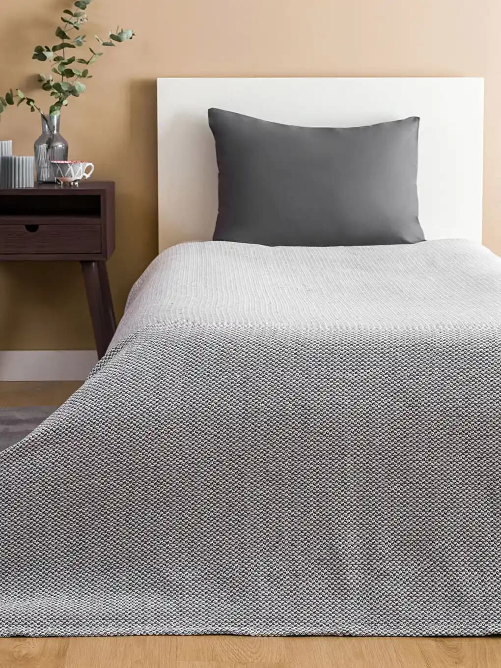 Tek Kişilik Pike Takımı Seçerken Dikkat Edilmesi Gerekenler ve Dekorasyon İpuçları