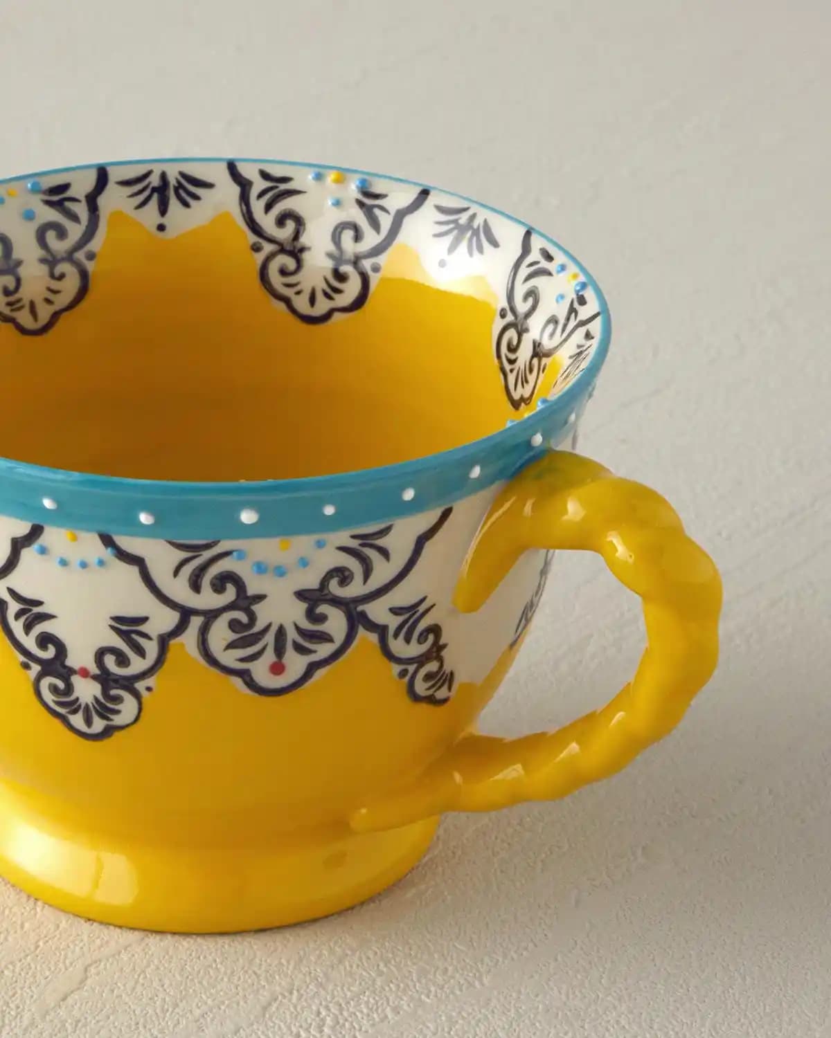 Vina Seramik ile Dekorasyonda El Yapımı Zarafetin Gücü ve Özgün Tasarımlar