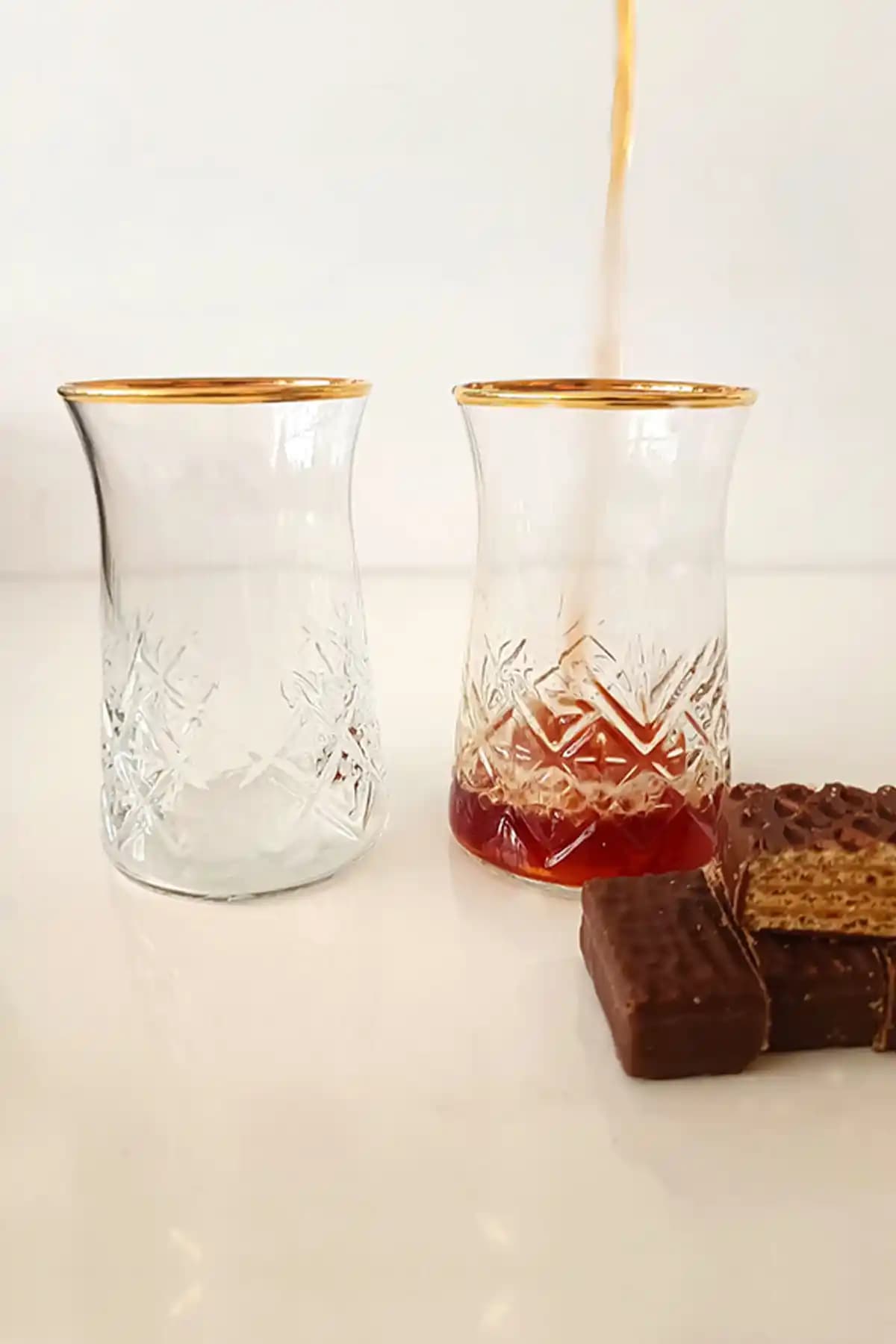 Yalnızlık Çay Bardağı ile Dekorasyonda Zarafet ve Şıklık Yaratmanın Yolları