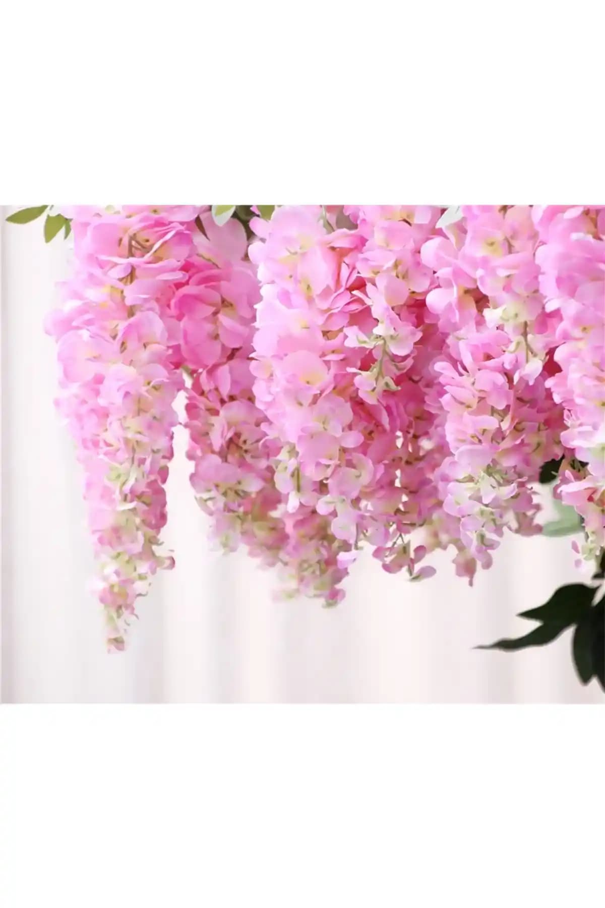 Yapay Salkım Çiçeklerle Dekorasyonda Zarafetin Yeni Trendleri ve Kullanım İpuçları