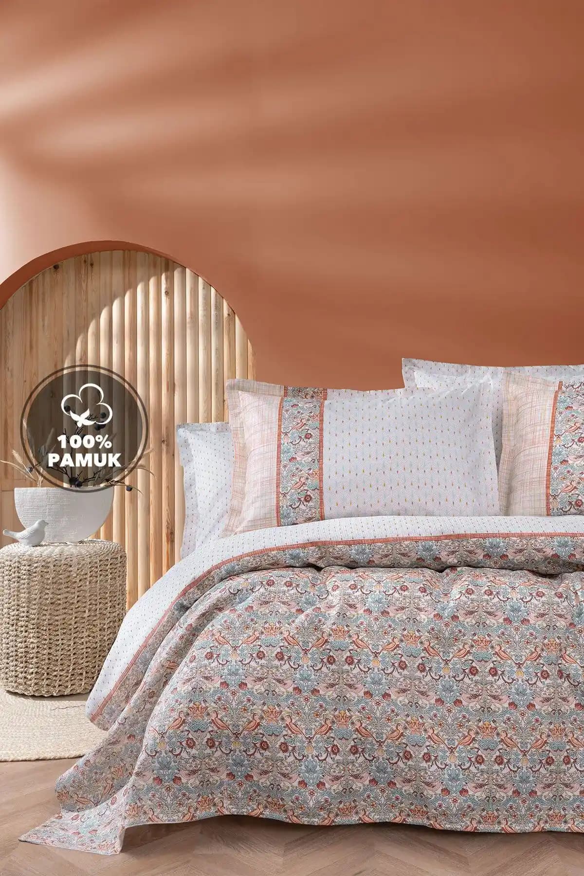 Yatak Odası Dekorasyonunda Çift Kişilik Pike Takımı Seçenekleri ve Trendleri