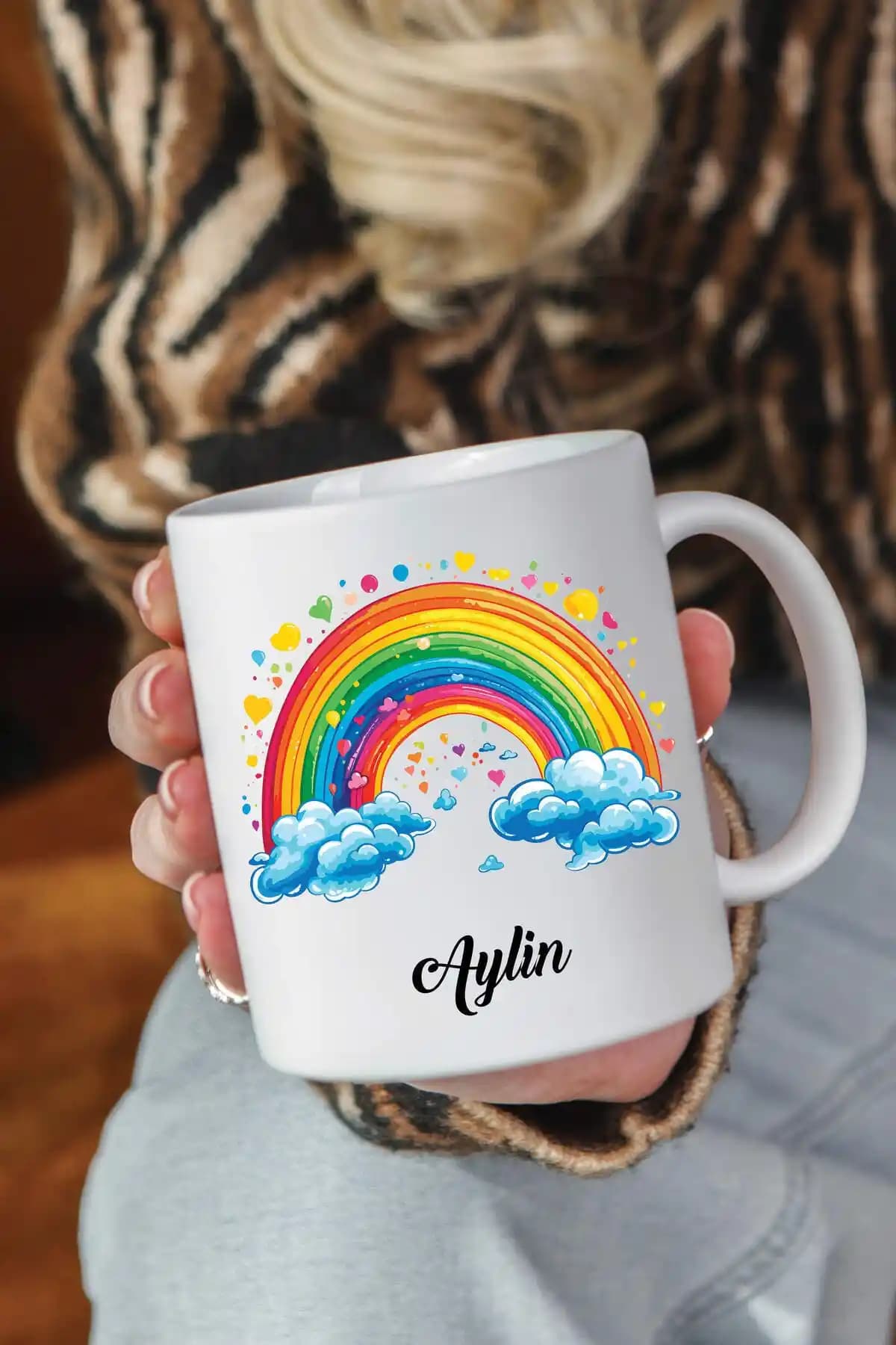 Yazılı Bardaklar ile Ev Dekorasyonunda Fonksiyonellik ve Estetiğin Birleşimi