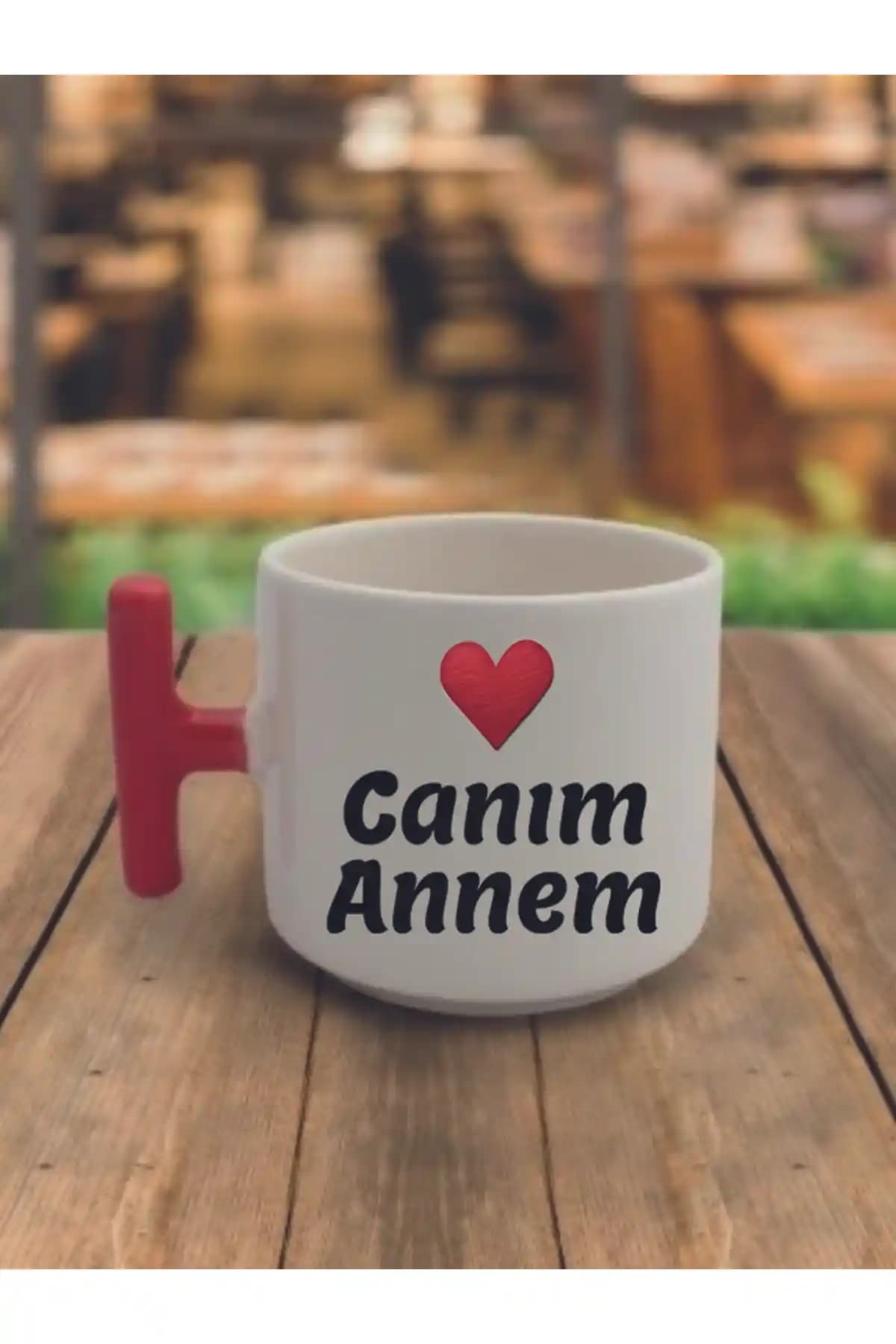 Yazılı Çay Bardağı ile Dekorasyonda Estetik ve İşlevsellik Artışı