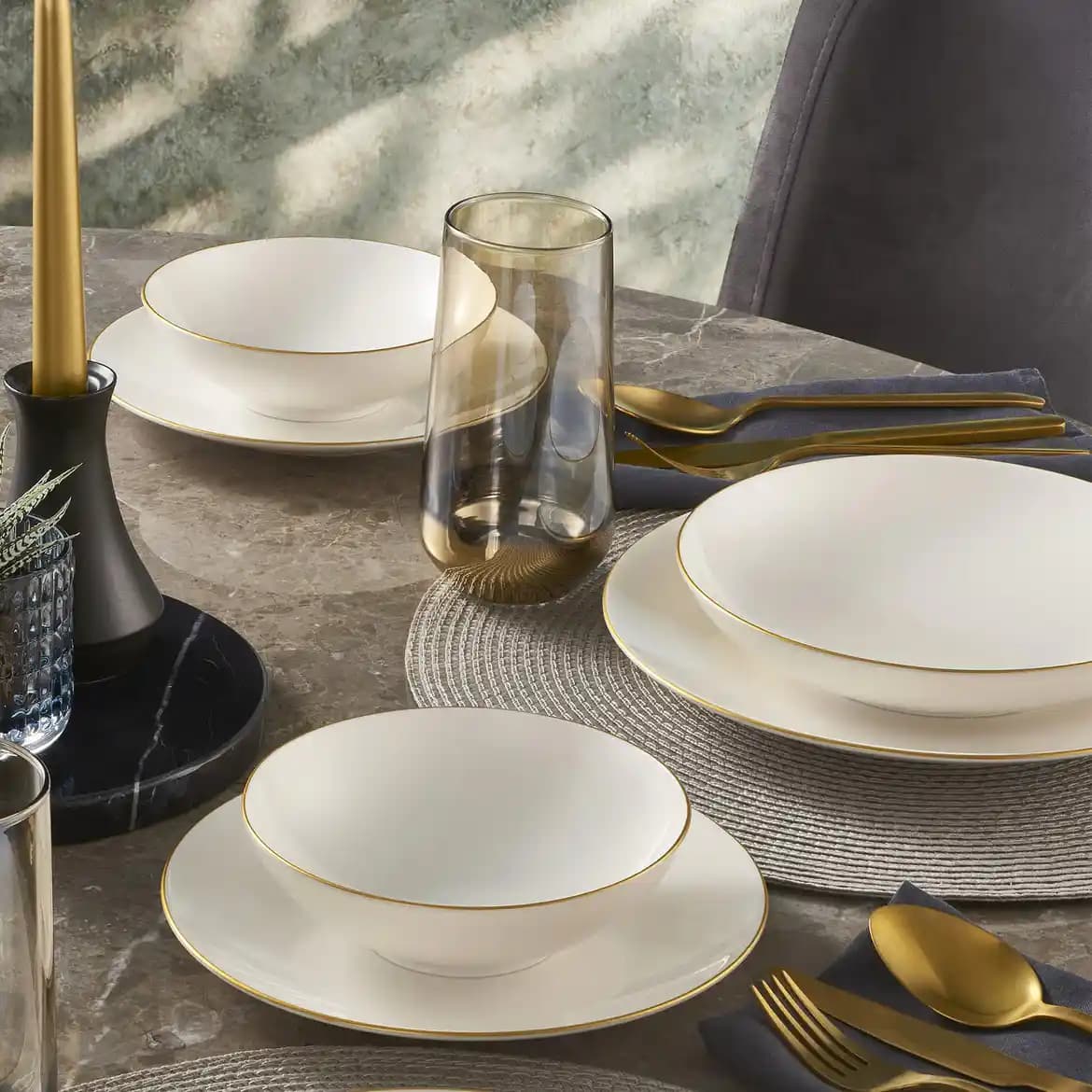 Yemek Takımı Modelleri ve Dekorasyon İpuçlarıyla Şık Sofralar Yaratın