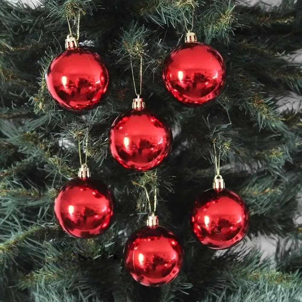 Yılbaşı Topu Dekorasyon Trendleri ve Yaratıcı Fikirleryle Evlerinizi Süsleyin