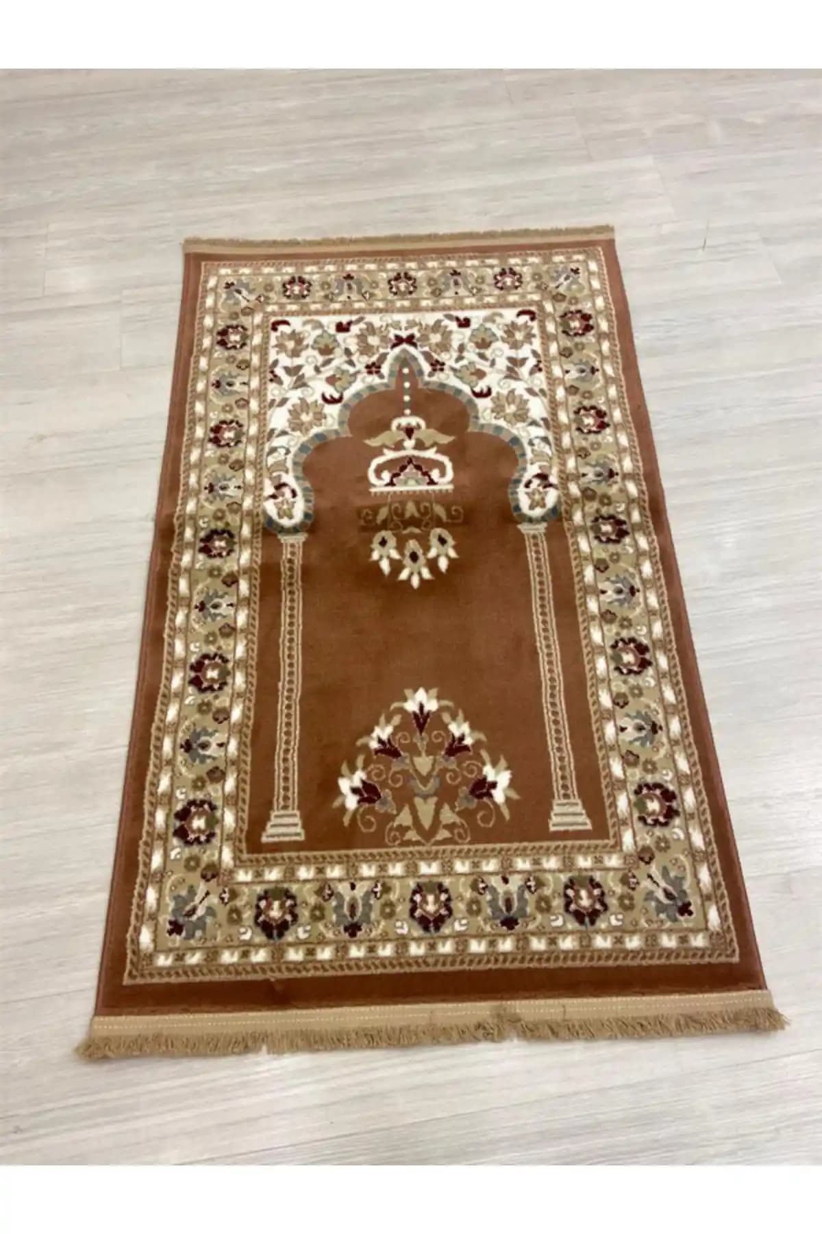 Yün Seccade: Geleneksel Tasarımlarla Modern Dekorasyonda Sıcaklık ve Şıklık