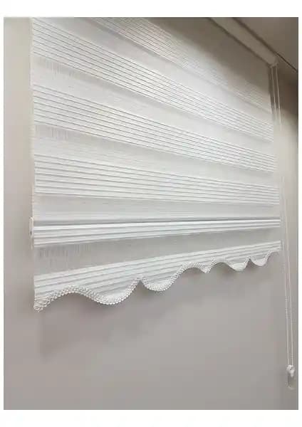 Asy Home ve Brillant Stor Zebra Perdelerinin Karşılaştırması: Özellikler ve Kullanıcı Yorumları