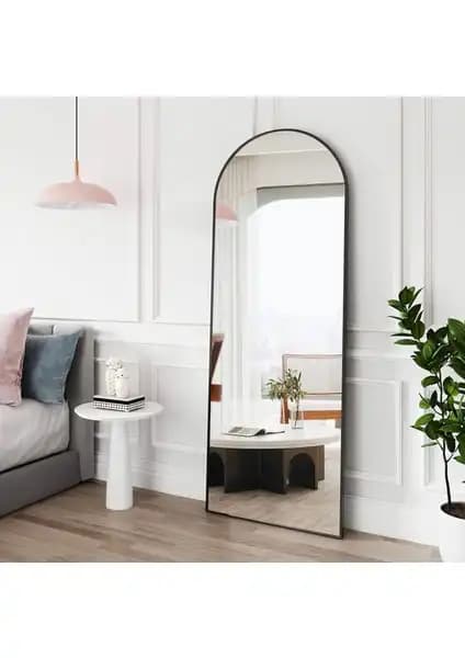 Ayna Seçiminde Dikkat Edilmesi Gerekenler: Modern Metal ve Oval Tasarımlar 2