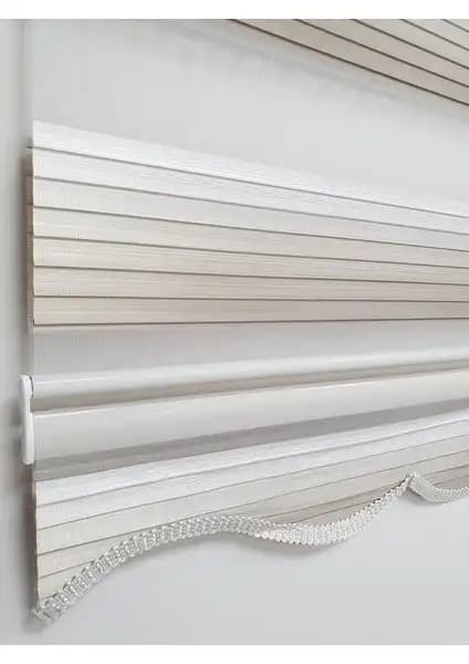 BBB Geniş Pliseli Renk Geçişli ve Sert Plastik Kasalı Zebra Stor Perde Karşılaştırması 1