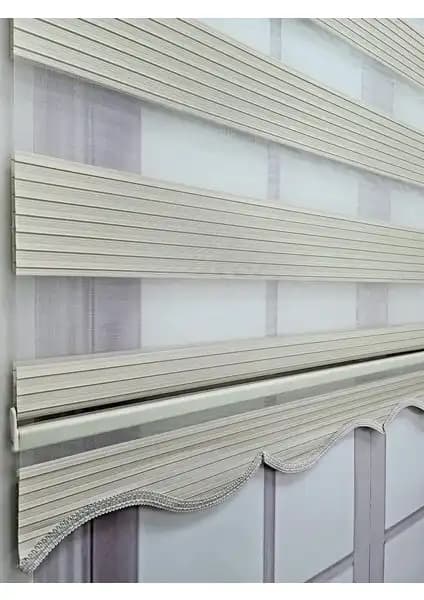 BBB Pliseli Zebra Stor Perde ve Brillant Stor Zebra Perde Krem MZ509 Karşılaştırması 1