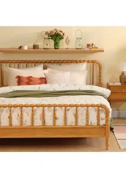 Bella Maison %100 Pamuk Saten Leora ve Sevilla Çift Kişilik Nevresim Setleri Karşılaştırması