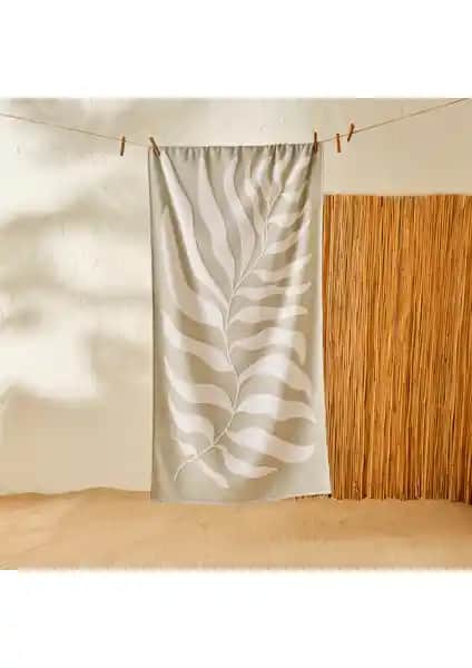 Bella Maison ve Miabella Home Plaj Havluları Karşılaştırması: Hangi Model Sizin İçin Daha Uygun