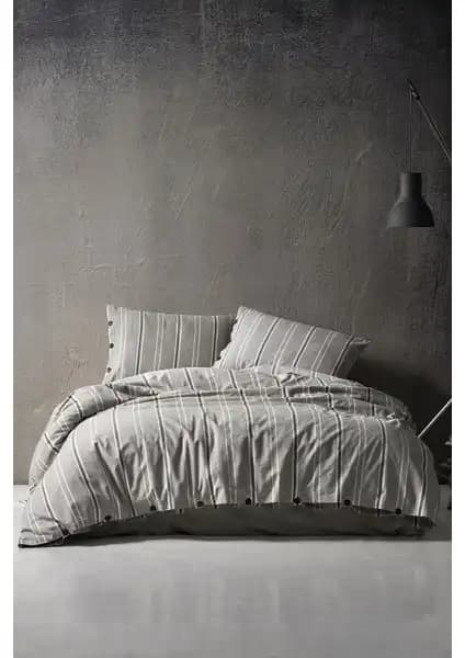 Berolige Sense ve Yataş Bedding Çift Kişilik Nevresim Takımı Karşılaştırması 1