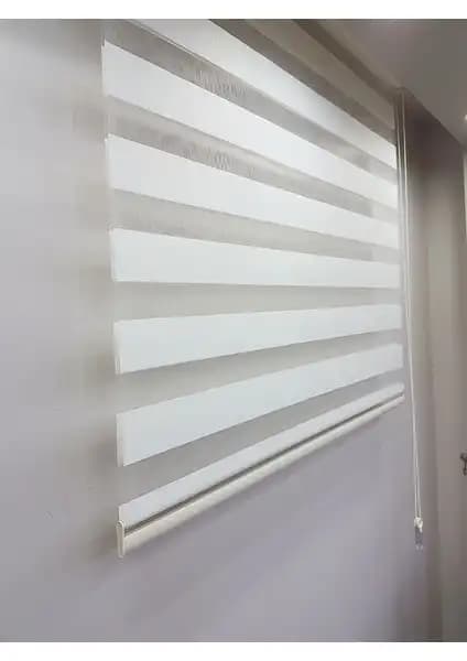 Blind-X Ekru Bambu Zebra Perde ile Brillant Stor Zebra Perde Ekru MZ508 Karşılaştırması 2