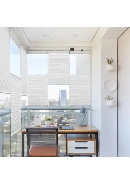Cam Balkon ve Serin Home Collection Beyaz Katlanabilir Perde Karşılaştırması 1