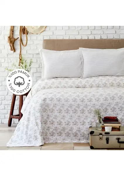 Casa Carina ve Karaca Home Brave Gold Nevresim Takımları Karşılaştırması 2