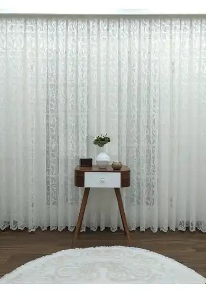 Caserta Home ve Pierre Cardin Perde Karşılaştırması: Hangi Perde Sizin İçin Uygun